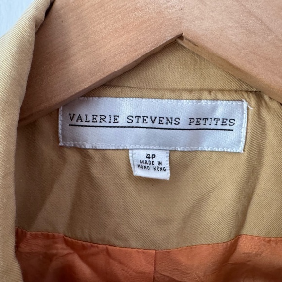 Valerie Stevens Jacket - Picture 2 of 3